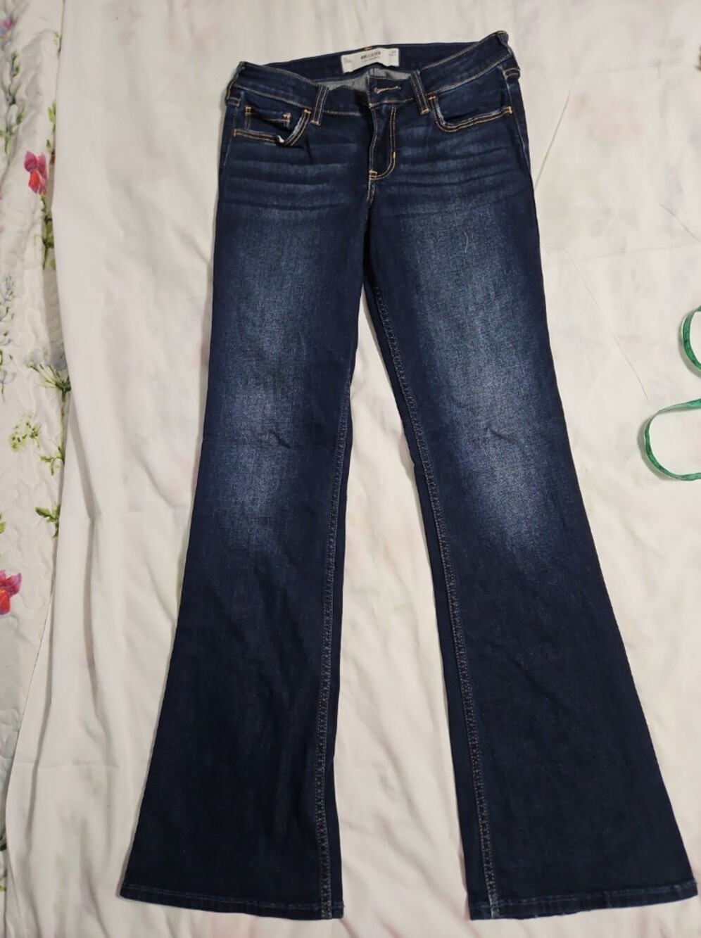 Hollister Navy Flare Jeans - Low Rise - Picture 2 of 12
